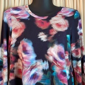 Medium Karen Kane Floral Blouse 💙